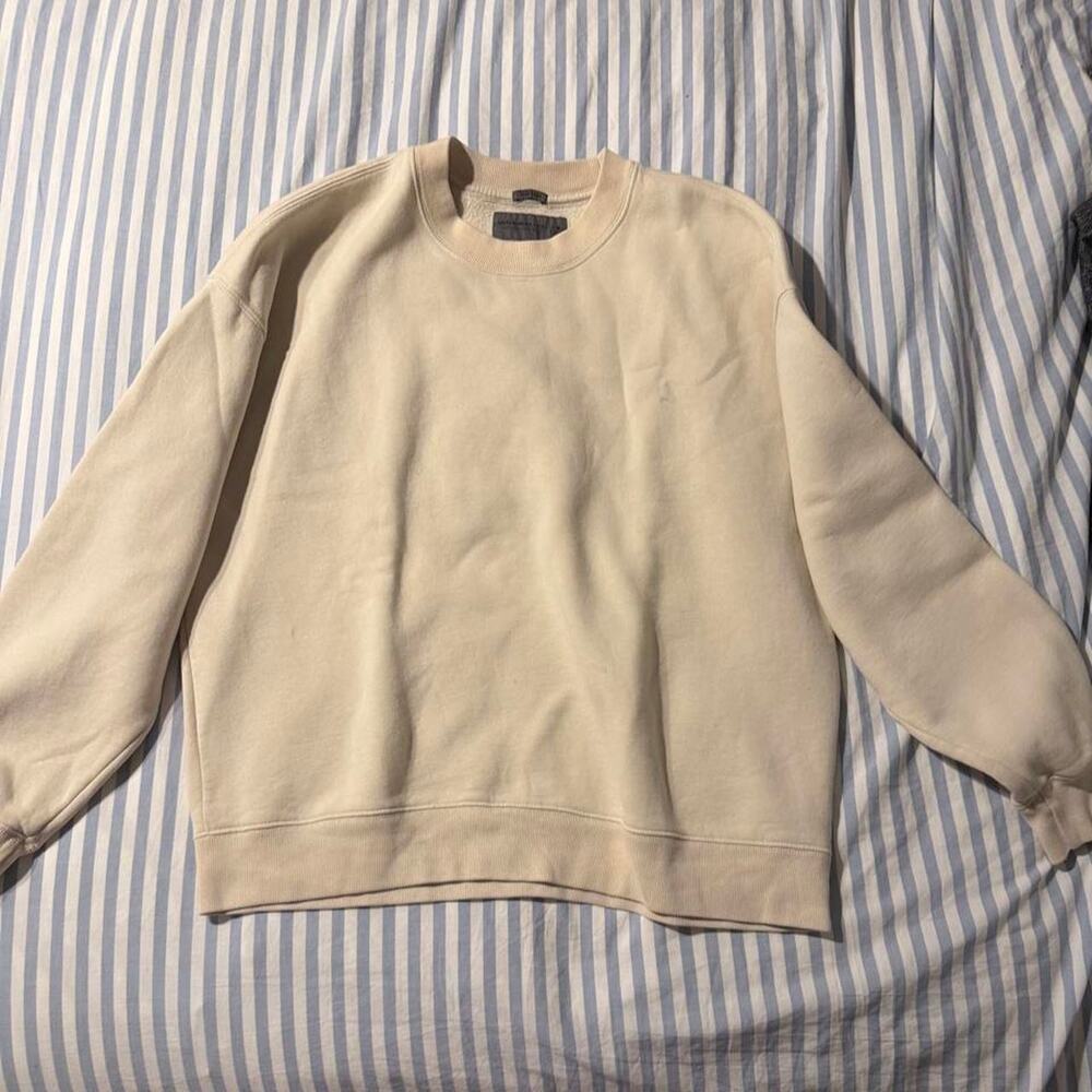 Oversized cream abercrombie and fitch